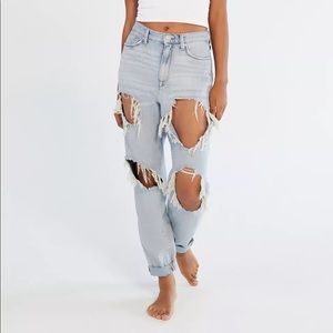 Urban Outfitters BDG High-Rise Mom Jean